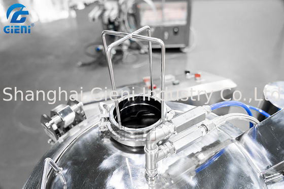 เครื่องผสมผงเครื่องสำอาง 50L ความเร็วสูงพร้อมอุปกรณ์พ่นน้ำมัน