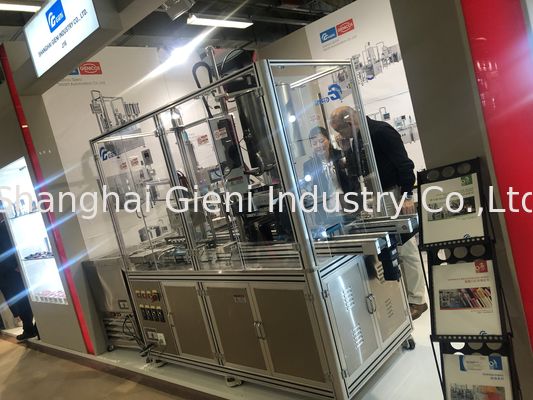 5 หัวฉีดลิปสติกซิลิโคนบรรจุระบายความร้อนปล่อยเครื่องด้วยความเร็ว 1000pcs / ชั่วโมง