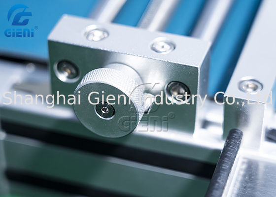 เครื่องบรรจุเครื่องสำอางควบคุม PLC 900 ชิ้น / H พร้อมถังบรรจุ 25 ลิตร