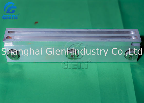 เครื่องบรรจุเครื่องสำอาง Eyebrow Pencil Mold Demolder