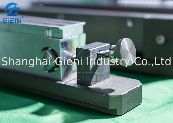 เครื่องบรรจุเครื่องสำอาง Eyebrow Pencil Mold Demolder