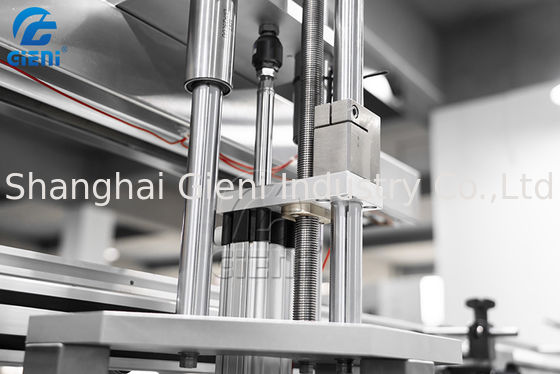 เครื่องบรรจุเครื่องสำอางลิปบาล์มขนาด 50 มล. 3 ชั้นพร้อมหัวฉีด 4 หัว