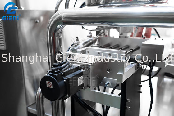 เครื่องบรรจุเครื่องสำอางซิลิโคน 960 ชิ้น / นาทีอุปกรณ์การผลิตลิปสติก