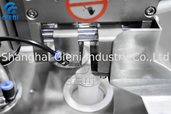 SUS316L 2400pcs / H เครื่องบรรจุหลอดเครื่องสำอางหมุนเวียนน้ำ