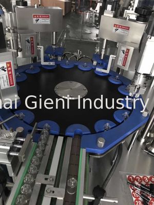 เครื่องบรรจุยาทาเล็บ 45 ชิ้น / นาทีพร้อมหัวฉีด 2 หัว