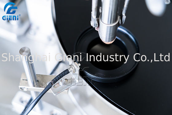 900pcs / H เครื่องบรรจุเครื่องสำอางกึ่งอัตโนมัติ Screw Feeding