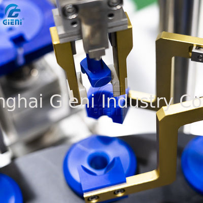 60pcs / Min เครื่องบรรจุลิปกลอสแบบโรตารี่อัตโนมัติเต็มรูปแบบ